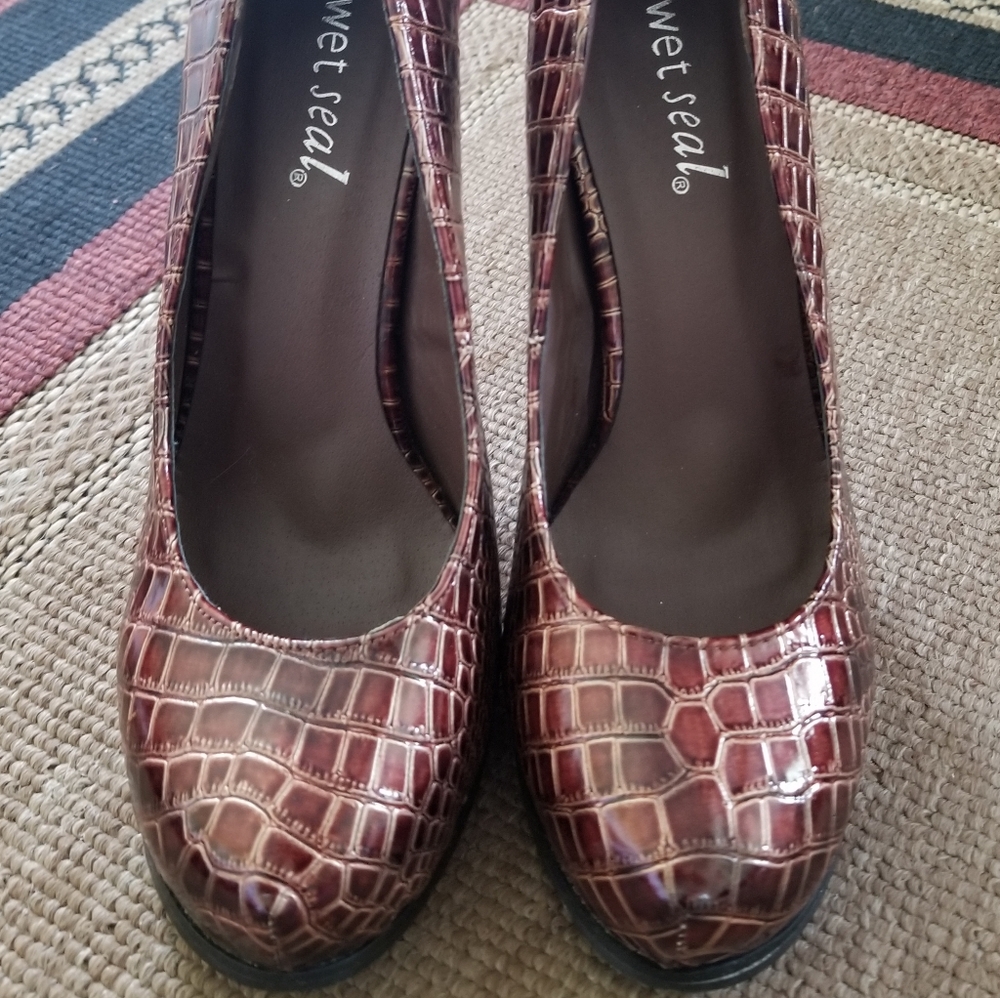 Wet Seal Raquel Croc Brown High Heels Size7 - Picture 3 of 8
